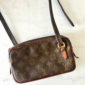 Louis Vuitton Vintage Marly Bandoulière Monogram Crossbody Bag 80s